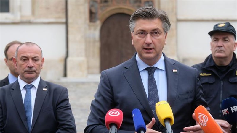 Ranjenom policajcu želimo brz oporavak, a nadležne institucije ispituju motive napada na Markovu trgu